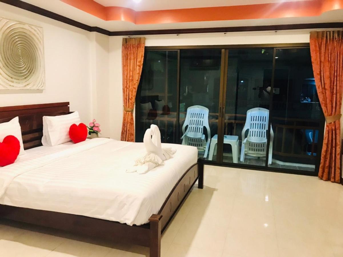 Albergue Benetti House Patong Exterior foto